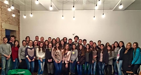 Публичен дебат на Съюза на гимназиалните ученици в Сърбия